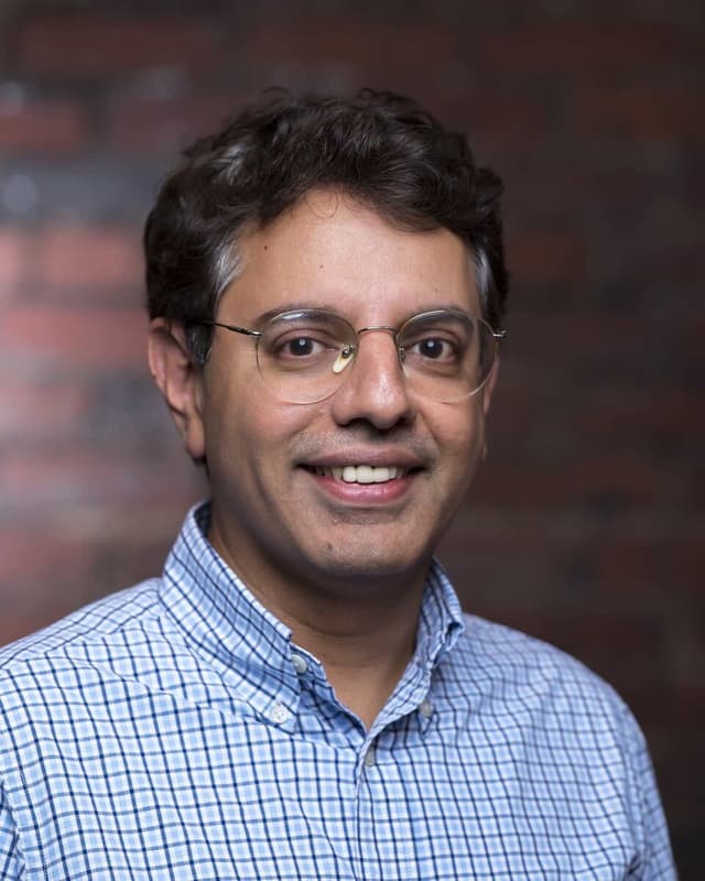 Vik Chadha, Founder & CEO of Elinkages